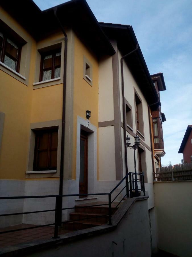 Apartamentos La Blanca Nueva De Llanes Dış mekan fotoğraf